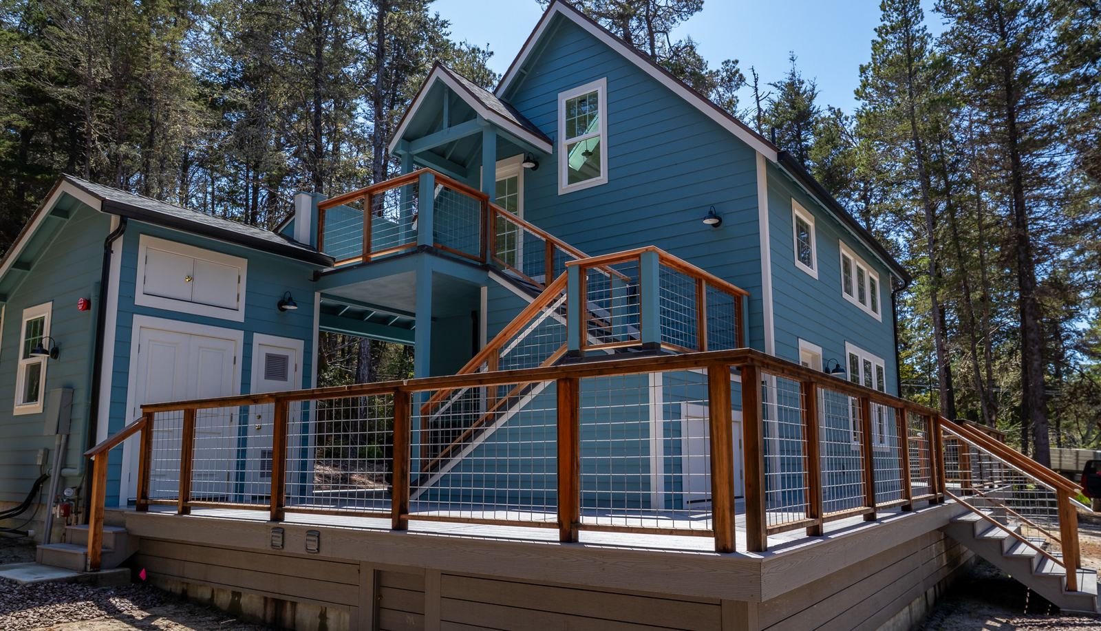 Barnes Residence custom home by Matson General Contracting Fort Bragg CA — photo 10