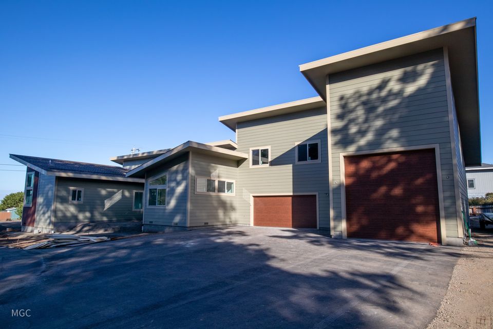 Loofbourrow House custom home by Matson General Contracting — photo 10